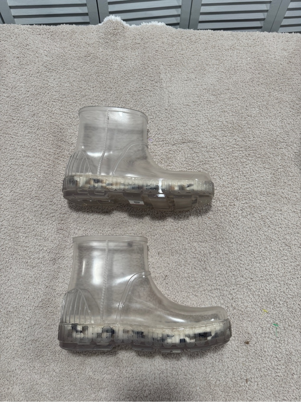 UGG Raincloud Clear Boots • Women’s 9 • Waterproof • NWOB